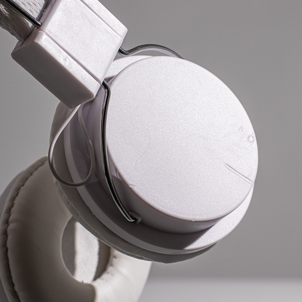 Fone de Ouvido Estéreo com Microfone. - Imagem 2